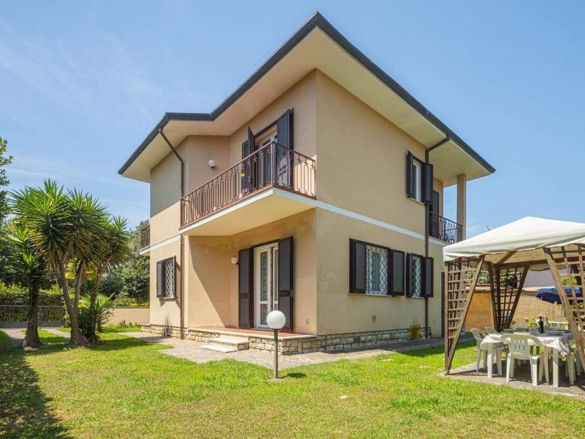 Holiday Home Antonia By Interhome Marina di Pietrasanta Bagian luar foto